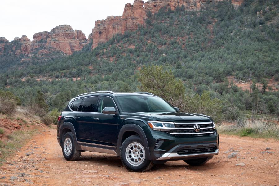  Volkswagen Atlas Basecamp Accessories 2020 года  (фото 1 из 27)
